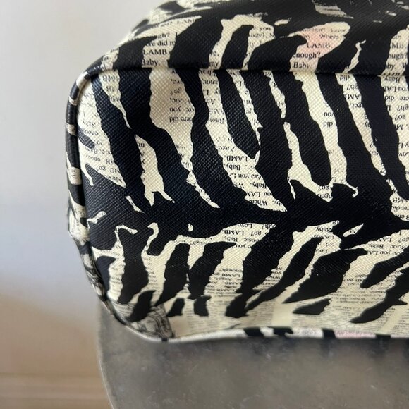 $300 Y2K L.A.M.B BY GWEN STEFANI NEWSPAPER ANIMAL PRINT TOTE LARGE - Picture 9 of 14